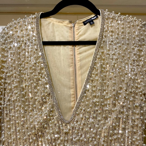 Dress - Picture 2 of 6